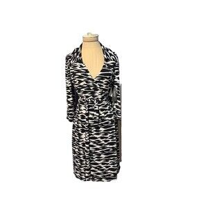 Laundry by Shelli Segal Black & White Zebra 3/4 Sleeve Wrap Dress  NWT Sz S